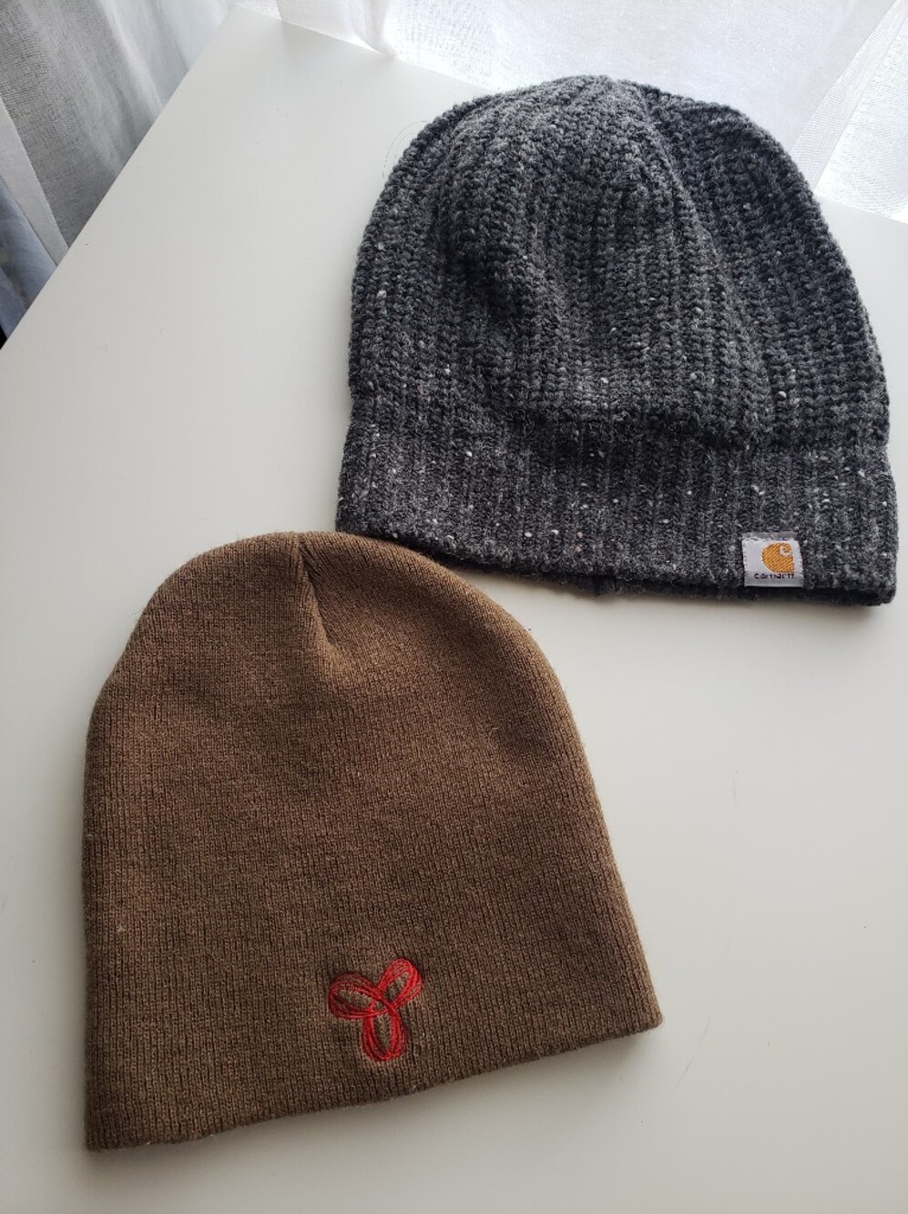 Carhartt Gray Ribbed Beanie & Brown Knit Logo TNA Beanie